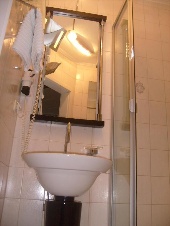 Geniesserhotel Lodner Lauingen Bilik gambar